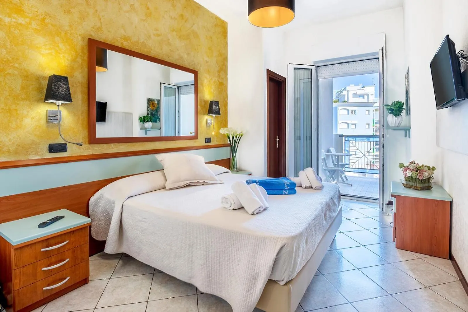 Hotel Vienna Каттолика