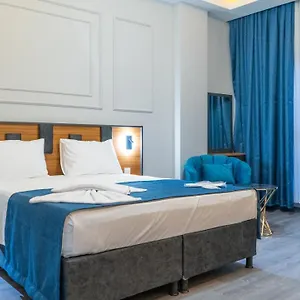 https://grand-moon-hotel.istanbul-turkeyhotels.com